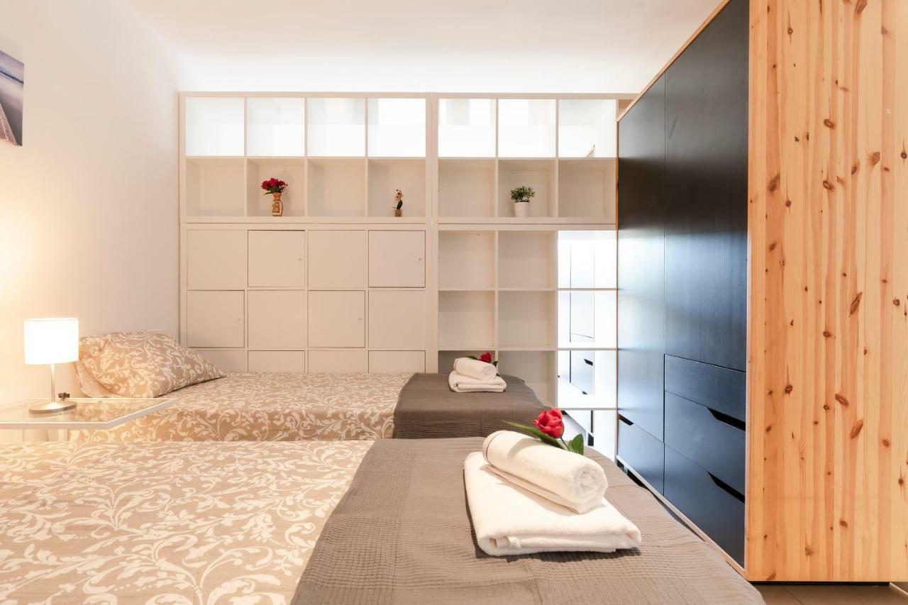 Stay Barcelona Sant Marti Bagian luar foto
