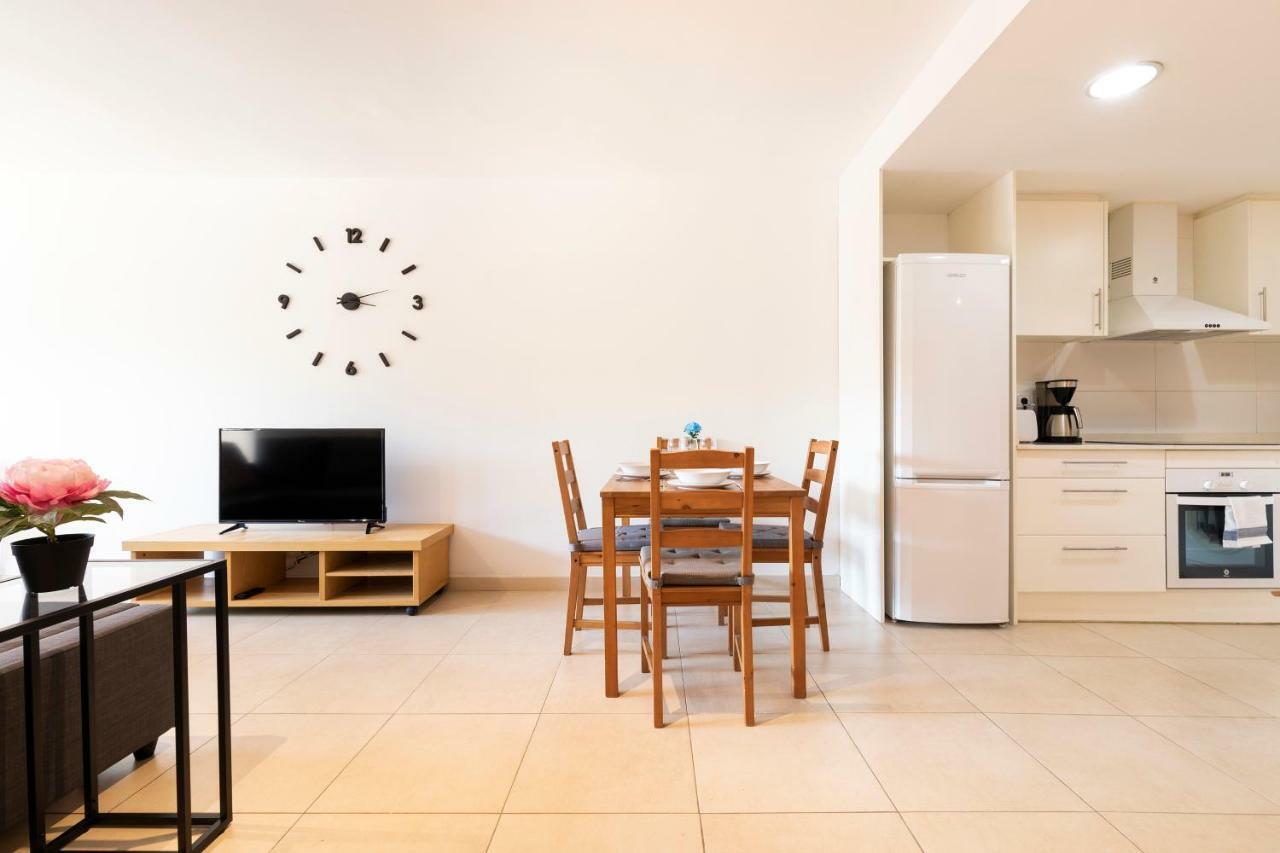 Stay Barcelona Sant Marti Bagian luar foto