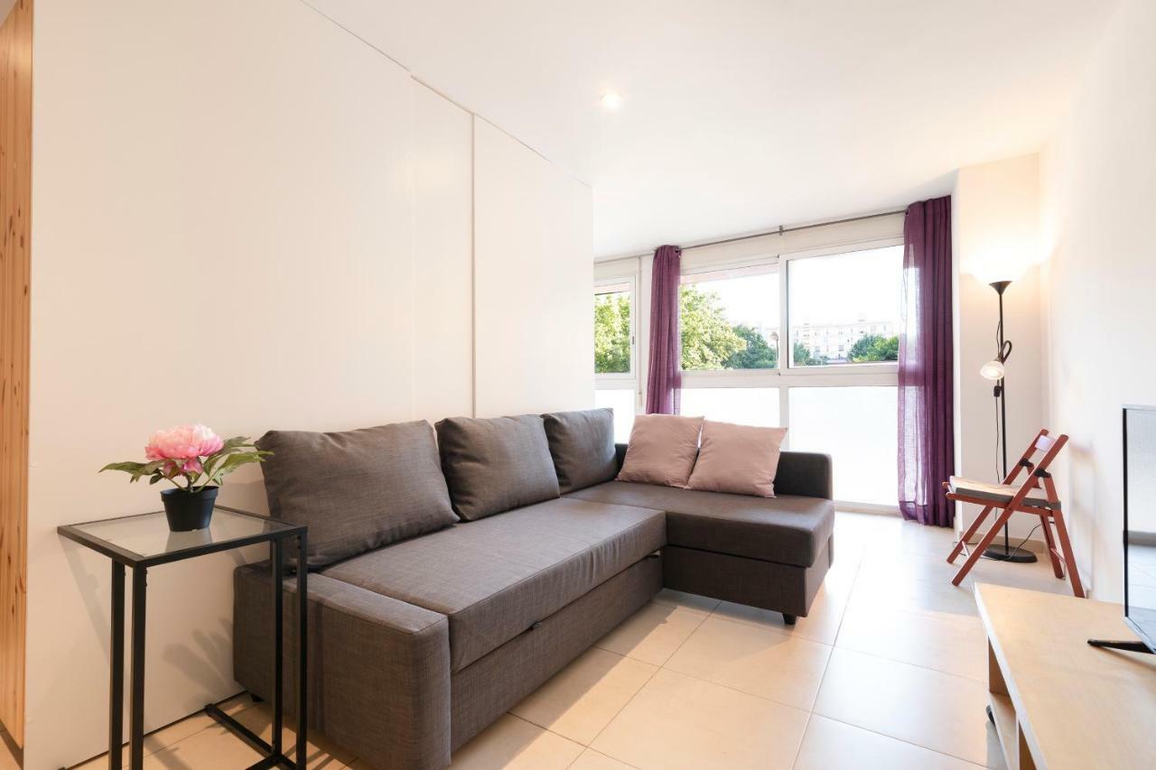 Stay Barcelona Sant Marti Bagian luar foto